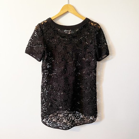 ✨ Wilfred Black Lace Top | Aritzia - Picture 3 of 4